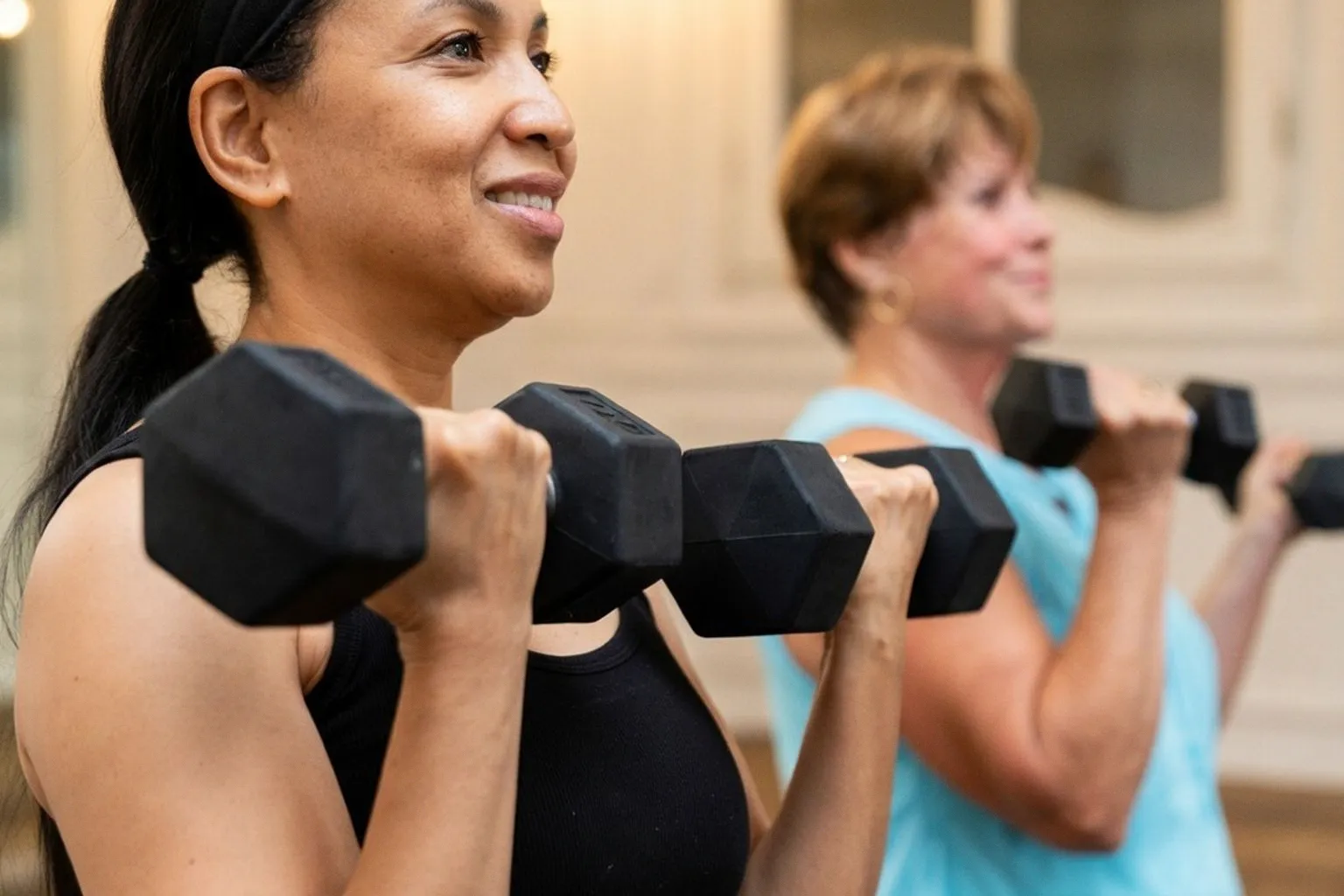 Musculation après 50 ans : les 5 exercices essentiels pour bien débuter